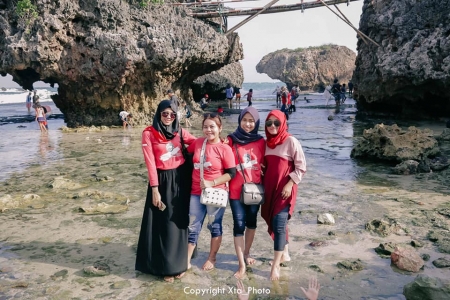 Album : Maknyoss Touring kemerdekaan