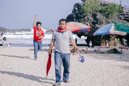 Album : Maknyoss Touring kemerdekaan