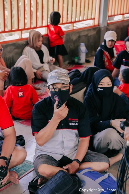 Album : Maknyoss Touring kemerdekaan