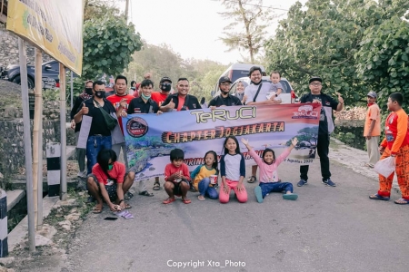 Album : Maknyoss Touring kemerdekaan